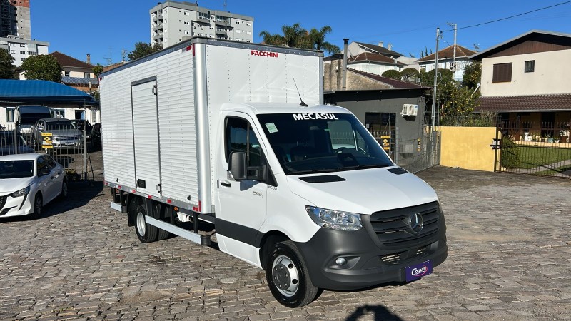 SPRINTER 2.2 CHASSI 516 LONGO DIESEL 3P MANUAL - 2025 - FARROUPILHA