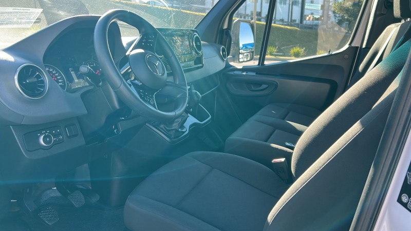 SPRINTER 2.2 CHASSI 516 LONGO DIESEL 3P MANUAL - 2025 - FARROUPILHA