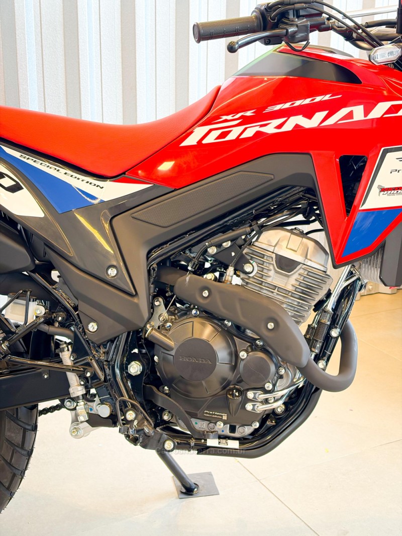 XR 300L TORNADO  - 2026 - VERANóPOLIS