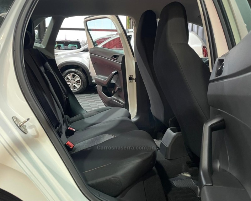 POLO 1.0 MPI TRACK 4P MANUAL - 2023 - VACARIA