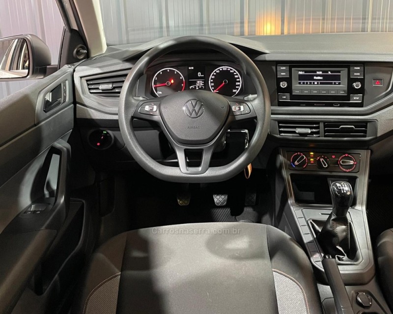 POLO 1.0 MPI TRACK 4P MANUAL - 2023 - VACARIA