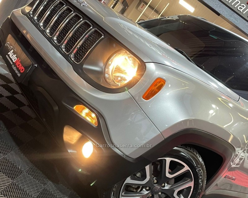 RENEGADE 1.8 16V FLEX LONGITUDE 4P AUTOMÁTICO - 2019 - VACARIA