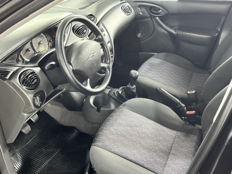 FOCUS 1.6 8V GASOLINA 4P MANUAL - 2008 - CAXIAS DO SUL