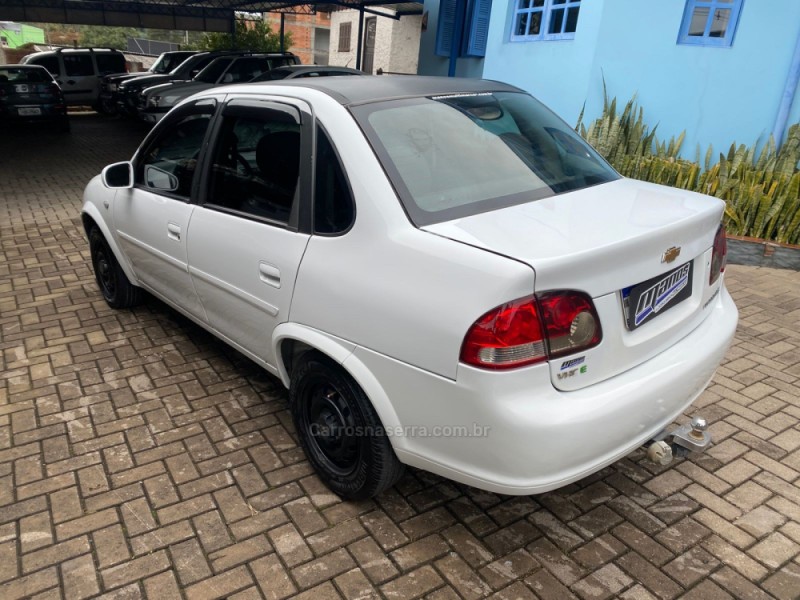 CLASSIC 1.0 MPFI LS 8V FLEX 4P MANUAL - 2012 - CANELA