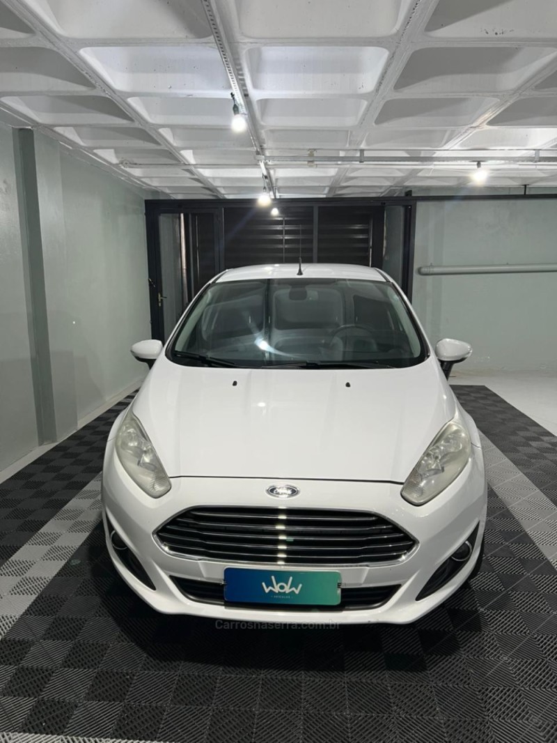FIESTA 1.6 TITANIUM HATCH 16V FLEX 4P AUTOMÁTICO - 2014 - BENTO GONçALVES
