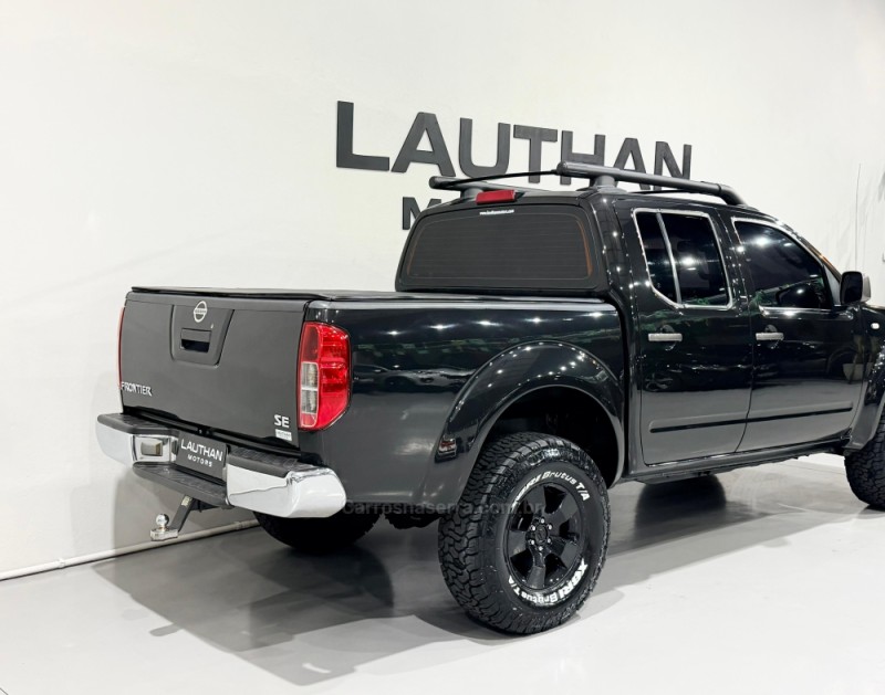 FRONTIER 2.5 SE ATTACK 4X4 CD TURBO ELETRONIC DIESEL 4P MANUAL - 2013 - NOVO HAMBURGO