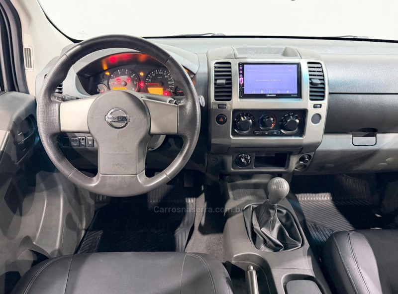 FRONTIER 2.5 SE ATTACK 4X4 CD TURBO ELETRONIC DIESEL 4P MANUAL - 2013 - NOVO HAMBURGO