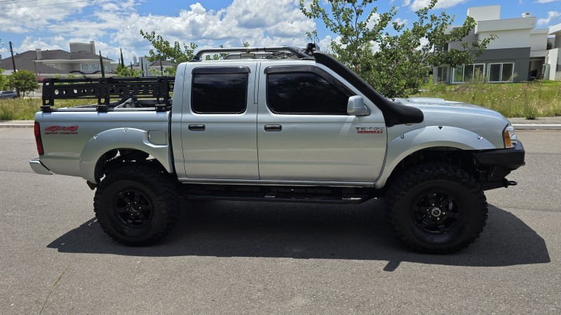 FRONTIER 2.8 SE 4X4 CD TURBO DIESEL 4P MANUAL - 2004 - BENTO GONçALVES