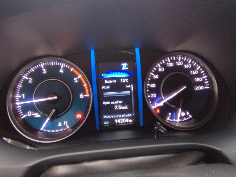HILUX SW4 2.8 4X4 SRX PLATINUM TURBO 7 LUGARES DIESEL 4P AUTOMÁTICO - 2025 - VERANóPOLIS