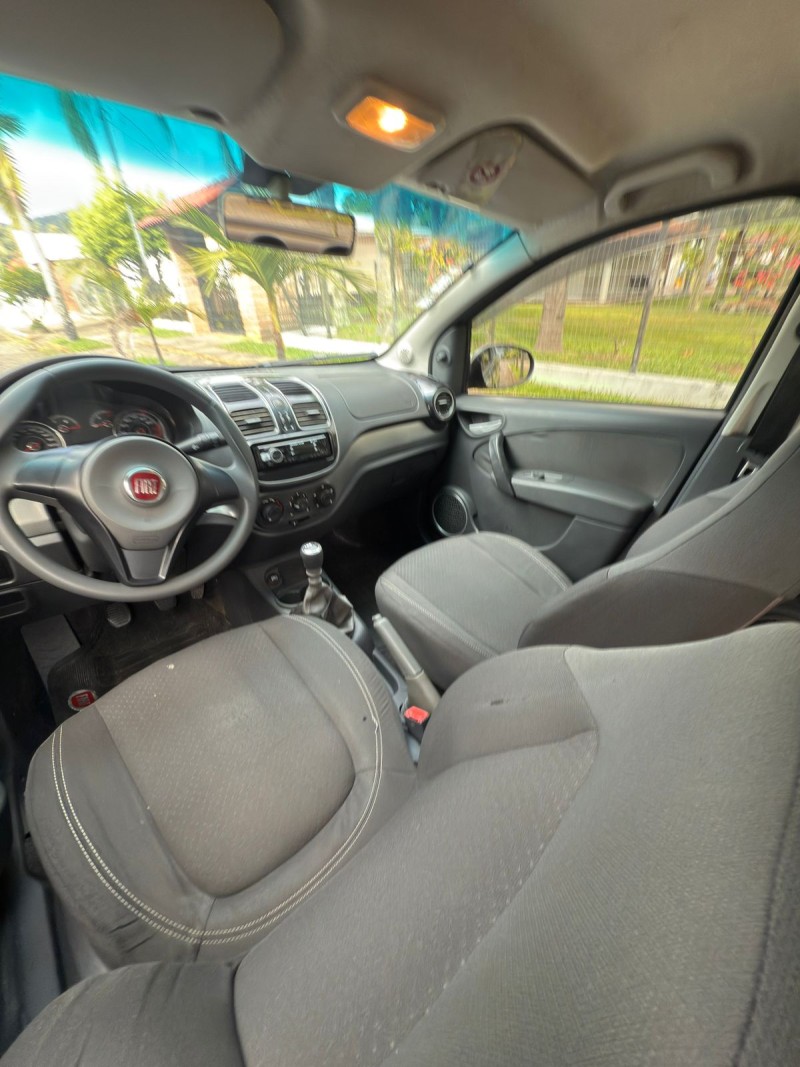 SIENA 1.4 MPI ATTRACTIVE 8V FLEX 4P MANUAL - 2013 - FELIZ