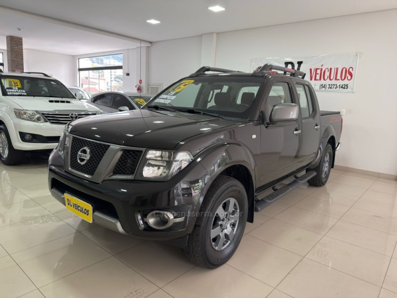 frontier 2.5 sv attack 4x4 cd turbo eletronic diesel 4p manual 2015 nova bassano