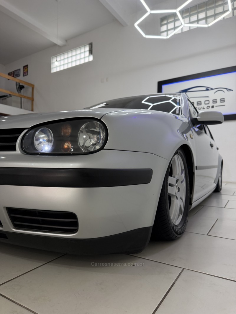 GOLF 1.6 MI 8V GASOLINA 4P MANUAL - 2003 - CAXIAS DO SUL