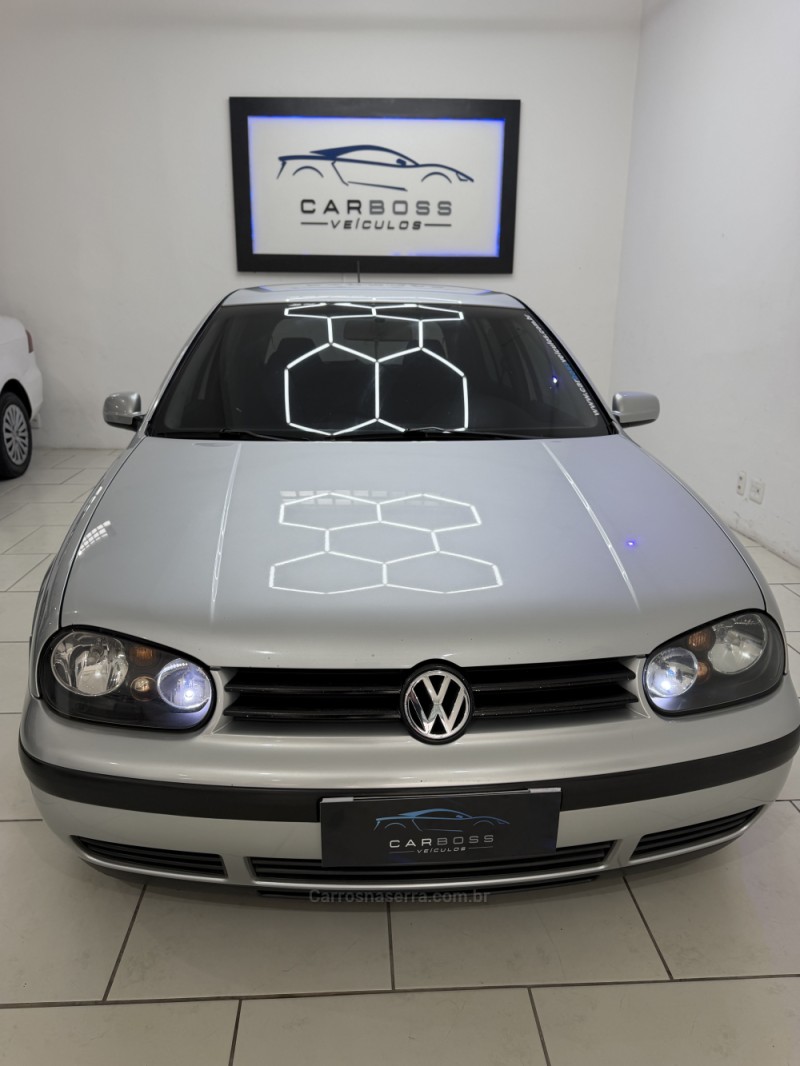 GOLF 1.6 MI 8V GASOLINA 4P MANUAL - 2003 - CAXIAS DO SUL