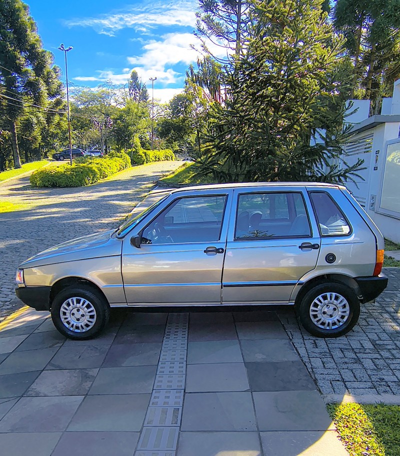 UNO 1.0 MPI MILLE 8V GASOLINA 4P MANUAL - 1998 - FARROUPILHA