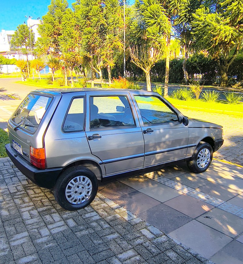 UNO 1.0 MPI MILLE 8V GASOLINA 4P MANUAL - 1998 - FARROUPILHA