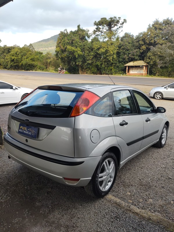 FOCUS 2.0 HC 16V FLEX 4P MANUAL - 2008 - VALE REAL