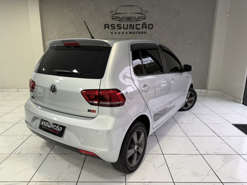 FOX 1.6 MI ROCK IN RIO 8V FLEX 4P MANUAL - 2016 - CAXIAS DO SUL