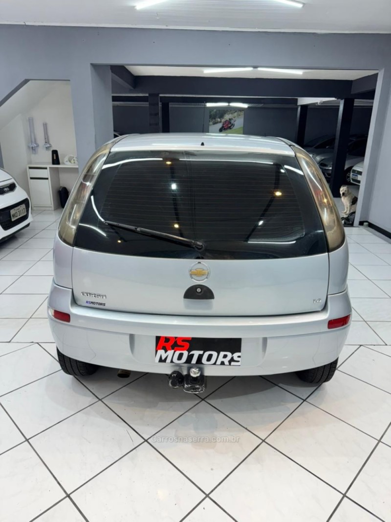 CORSA 1.4 MPFI MAXX 8V FLEX 4P MANUAL - 2011 - CAXIAS DO SUL