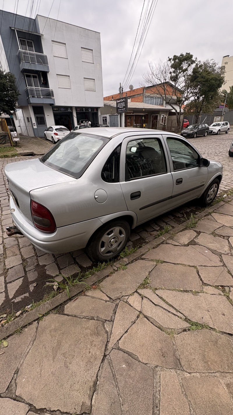 CLASSIC 1.0 MPFI LIFE 8V GASOLINA 4P MANUAL - 2006 - CAXIAS DO SUL