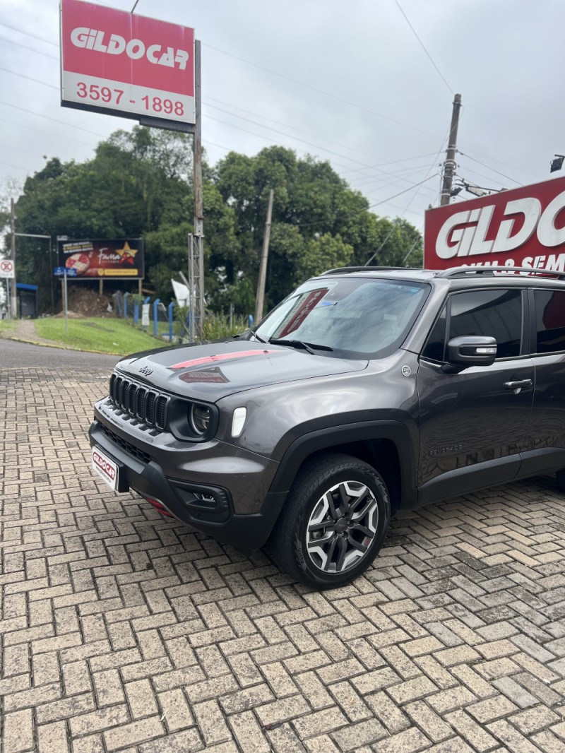 RENEGADE 1.3 TRAILHAWK T270 16V TURBO FLEX 4X4 4P AUTOMÁTICO - 2022 - CAMPO BOM