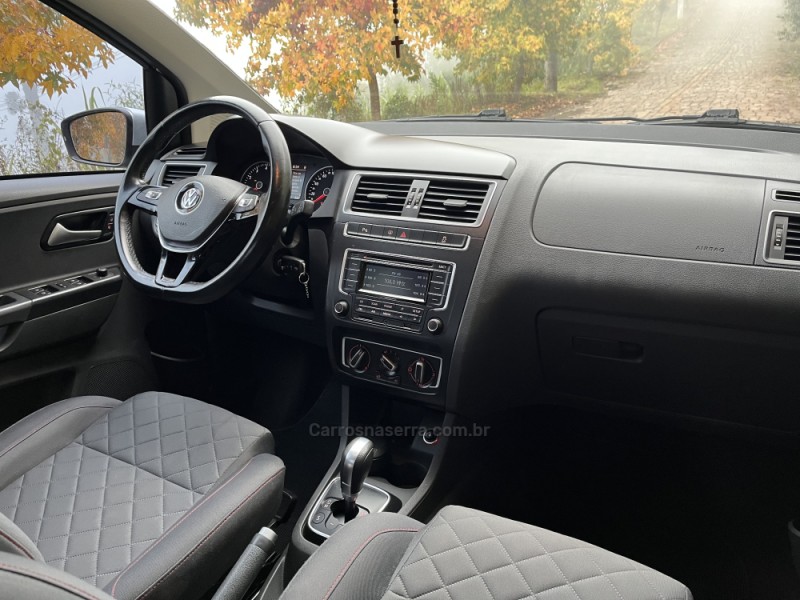 FOX 1.6 MI HIGHLINE 8V FLEX 4P AUTOMATIZADO - 2015 - NOVA BASSANO