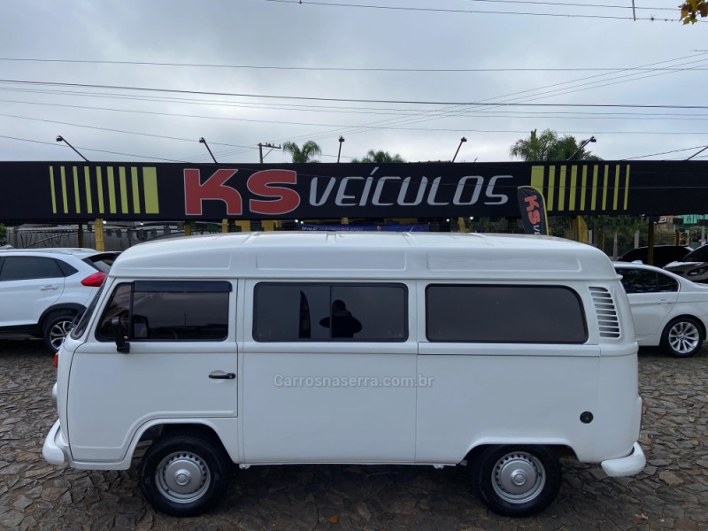 KOMBI 1.4 MI STD 8V FLEX 3P MANUAL - 2014 - DOIS IRMãOS