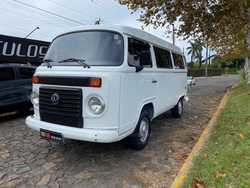 KOMBI 1.4 MI STD 8V FLEX 3P MANUAL - 2014 - DOIS IRMãOS