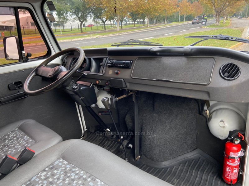 KOMBI 1.4 MI STD 8V FLEX 3P MANUAL - 2014 - DOIS IRMãOS