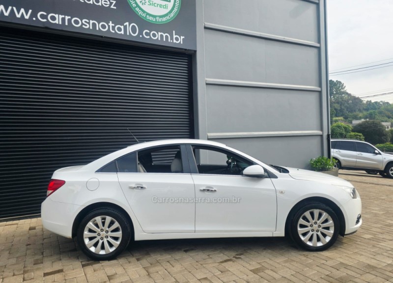 CRUZE 1.8 LTZ 16V FLEX 4P AUTOMÁTICO - 2013 - LAJEADO