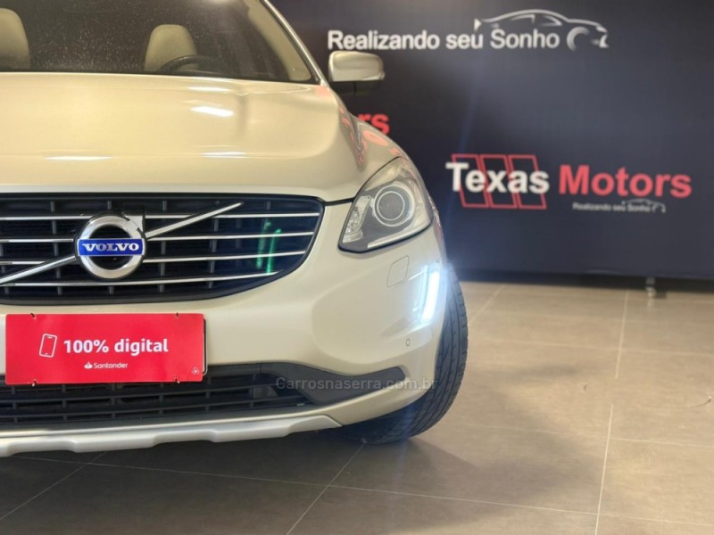 XC60 2.0 T5 MOMENTUM GASOLINA 4P AUTOMÁTICO - 2017 - NOVO HAMBURGO