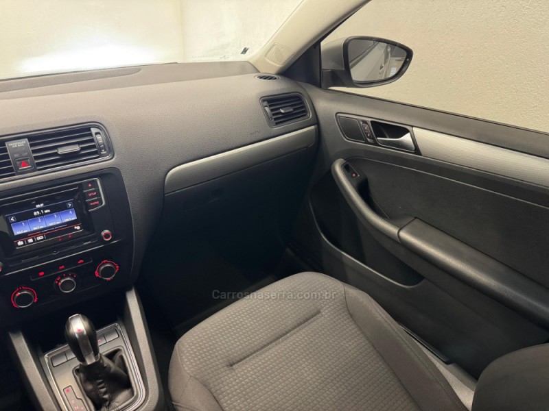 JETTA 1.4 16V TSI TRENDLINE GASOLINA 4P TIPTRONIC - 2016 - CASCA