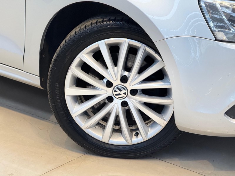 JETTA 2.0 TSI HIGHLINE 200CV GASOLINA 4P TIPTRONIC - 2012 - CASCA