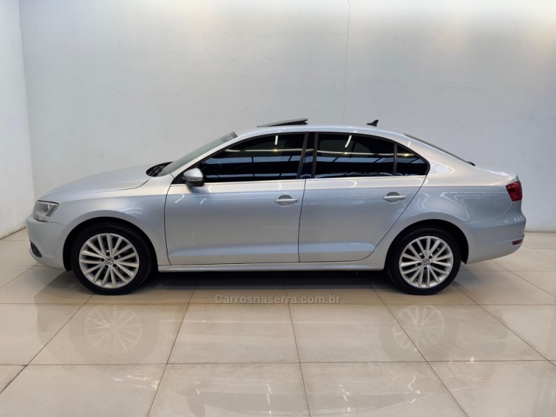 JETTA 2.0 TSI HIGHLINE 200CV GASOLINA 4P TIPTRONIC - 2012 - CASCA