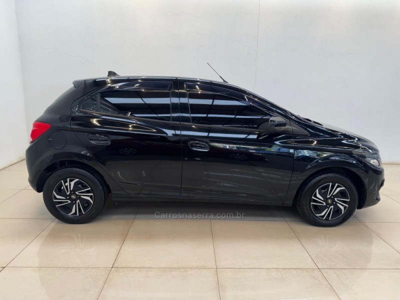 ONIX 1.0 LT 12V FLEX 4P MANUAL - 2013 - CASCA