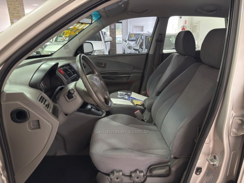 TUCSON 2.0 MPFI GL 16V 142CV 2WD GASOLINA 4P AUTOMÁTICO - 2008 - NOVA BASSANO