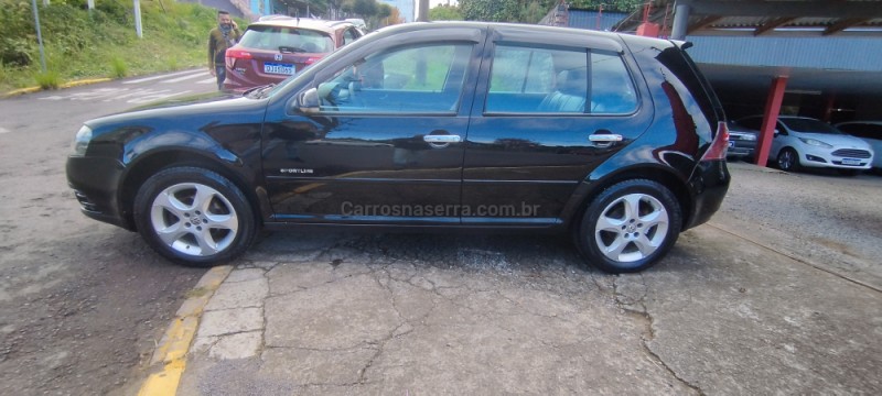 GOLF 1.6 MI SPORTLINE 8V FLEX 4P MANUAL - 2009 - FARROUPILHA