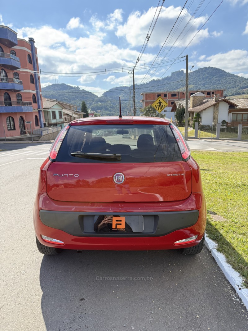 PUNTO 1.4 ATTRACTIVE 8V FLEX 4P MANUAL - 2013 - NOVA ARAçá