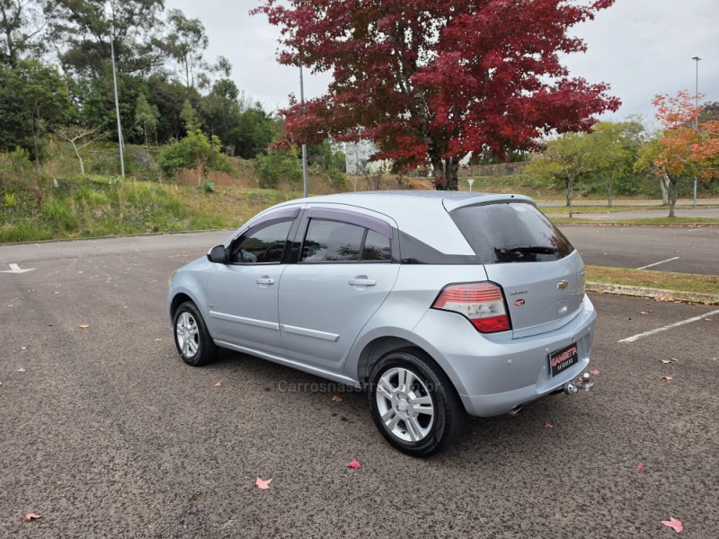 AGILE 1.4 MPFI LTZ 8V FLEX 4P MANUAL - 2011 - BENTO GONçALVES