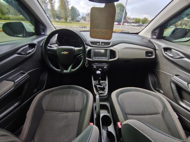 PRISMA 1.4 MPFI LT 8V FLEX 4P MANUAL - 2013 - BOM PRINCíPIO