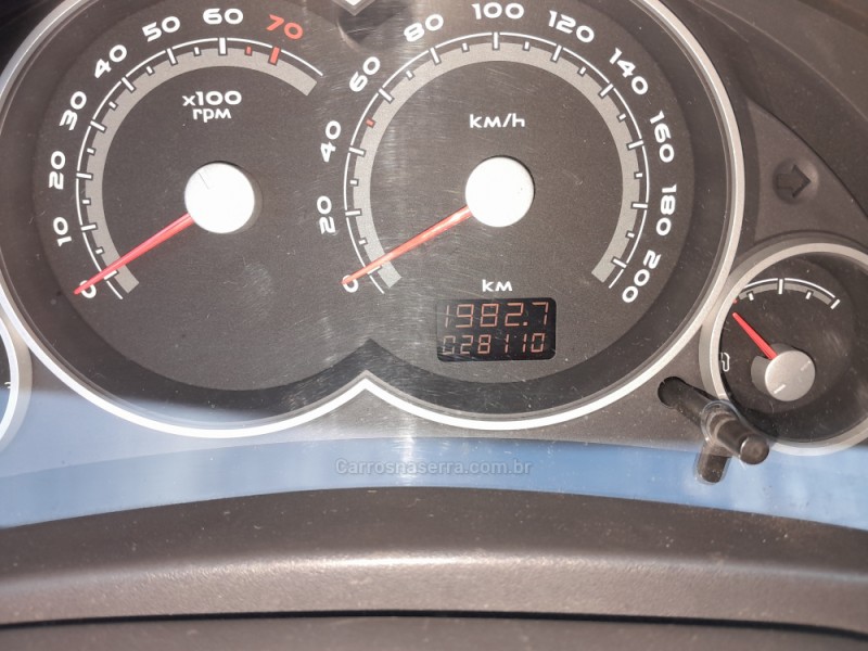 PRISMA 1.4 MPFI LT 8V FLEX 4P MANUAL - 2010 - NOVA PRATA