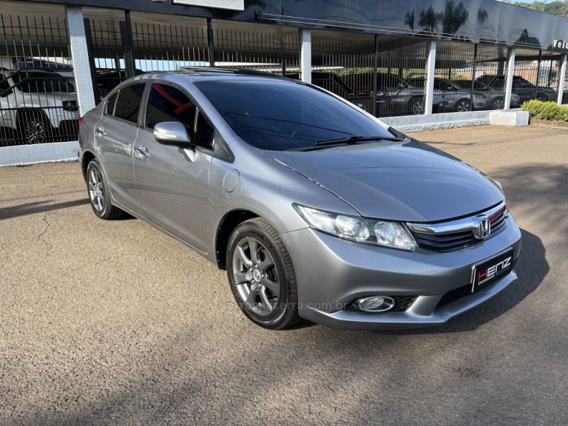 CIVIC 1.8 EXS 16V FLEX 4P AUTOMÁTICO - 2013 - BOM PRINCíPIO