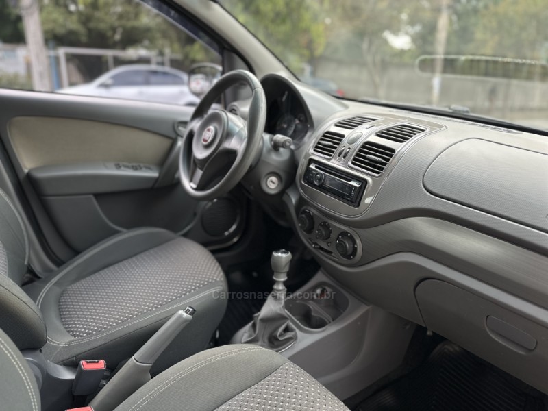 GRAND SIENA 1.6 MPI ESSENCE 16V FLEX 4P MANUAL - 2014 - PAROBé