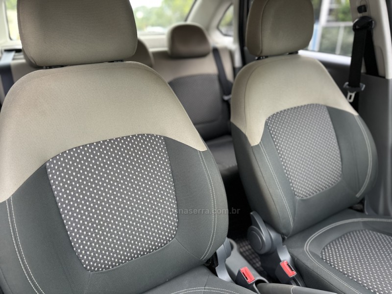 GRAND SIENA 1.6 MPI ESSENCE 16V FLEX 4P MANUAL - 2014 - PAROBé