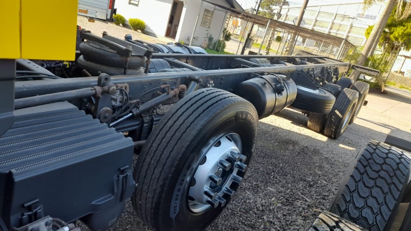 P-250 B 8X2 - 2018 - CAXIAS DO SUL