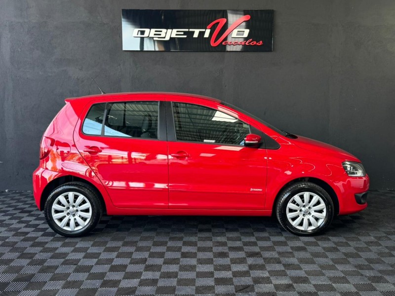 FOX 1.0 MI 8V FLEX 4P MANUAL - 2014 - CAXIAS DO SUL