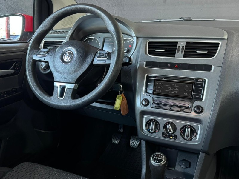 FOX 1.0 MI 8V FLEX 4P MANUAL - 2014 - CAXIAS DO SUL