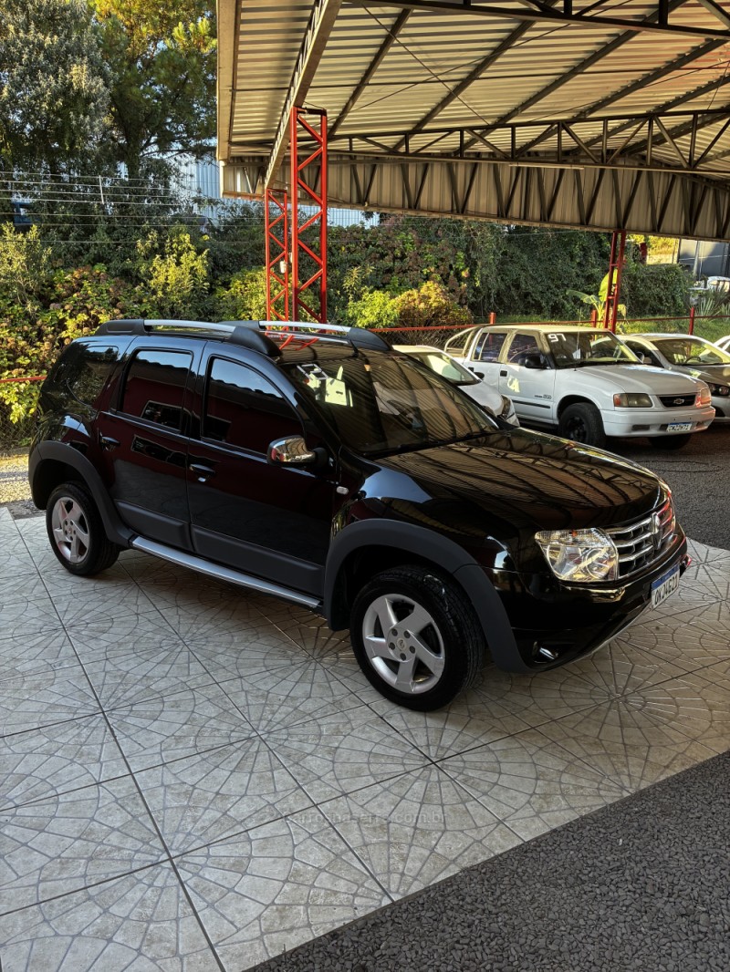 DUSTER 2.0 TECH ROAD II 4X2 16V FLEX 4P AUTOMÁTICO - 2013 - CAXIAS DO SUL