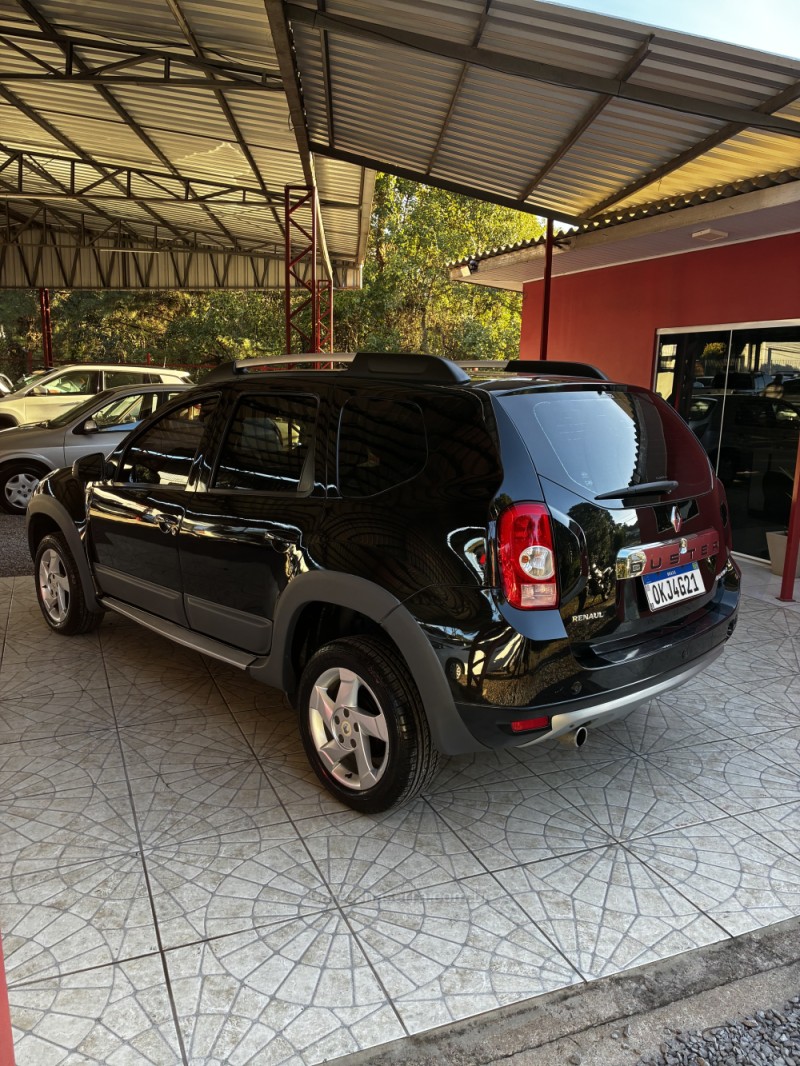 DUSTER 2.0 TECH ROAD II 4X2 16V FLEX 4P AUTOMÁTICO - 2013 - CAXIAS DO SUL