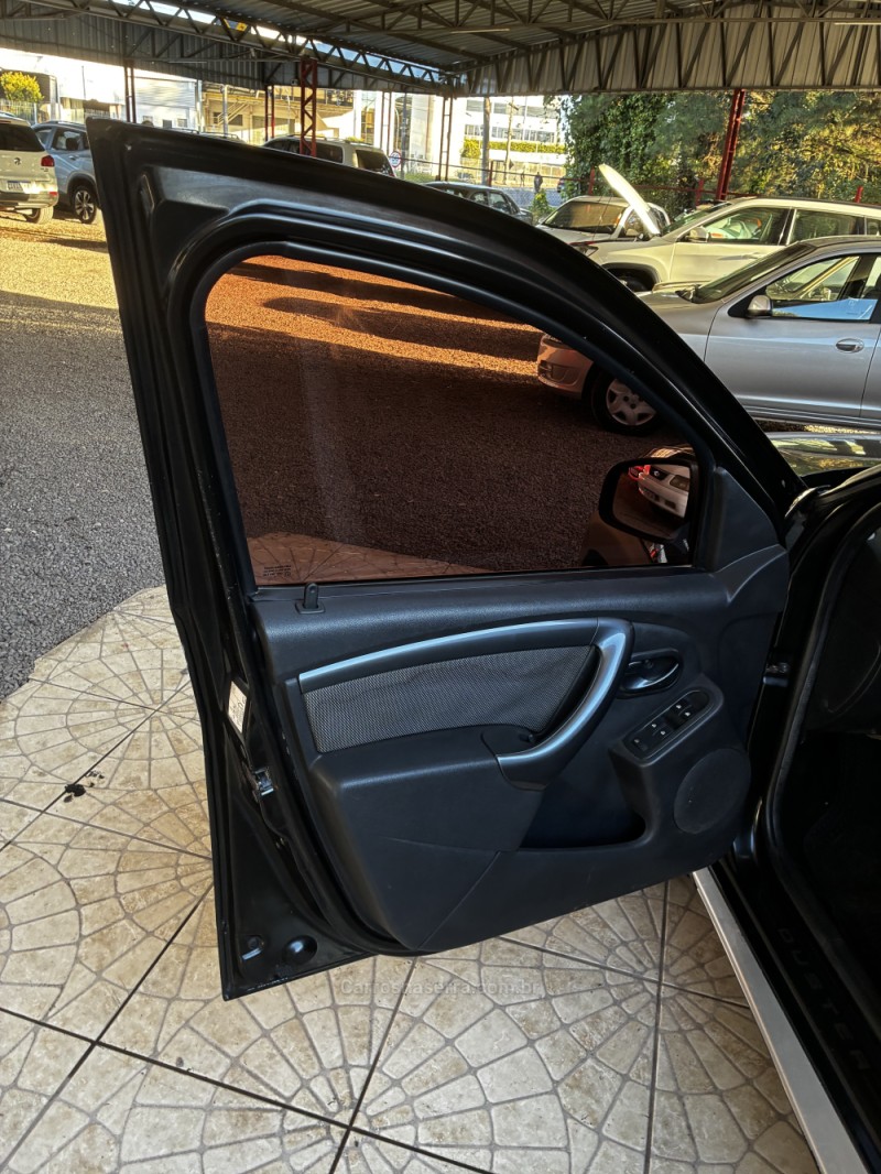 DUSTER 2.0 TECH ROAD II 4X2 16V FLEX 4P AUTOMÁTICO - 2013 - CAXIAS DO SUL
