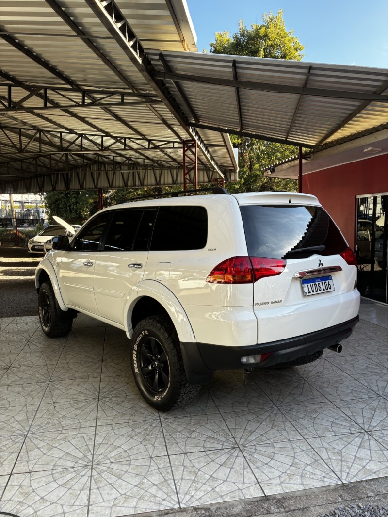 PAJERO 3.2 4X4 16V TURBO INTERCOOLER DIESEL 4P AUTOMÁTICO - 2013 - CAXIAS DO SUL